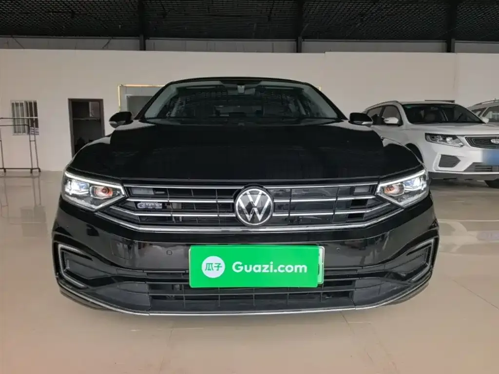 Volkswagen Magotan GTE PHEV 2023 из CN, фото 5