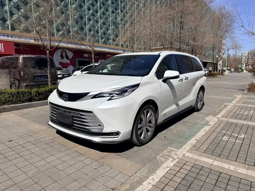 Toyota Sienna