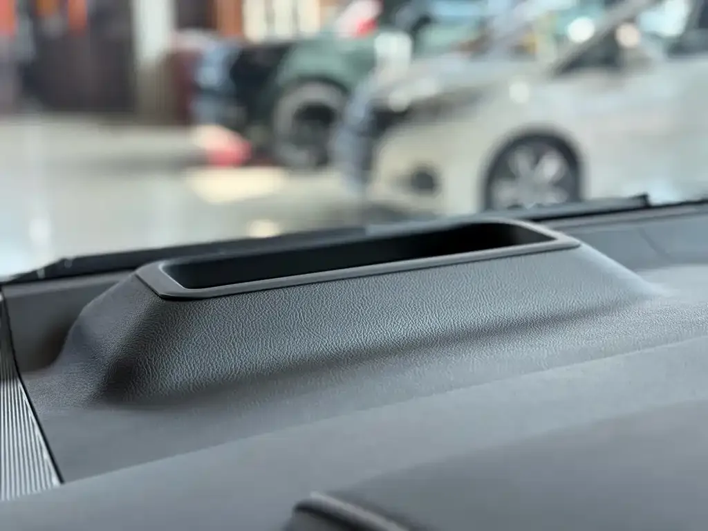 Toyota Alphard — фото 6