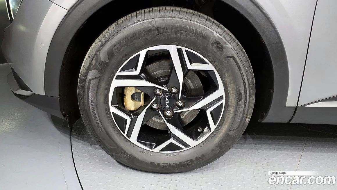 Kia Sportage — фото 7