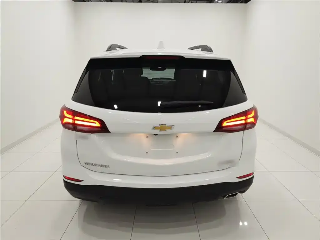 Chevrolet Equinox 2022 из CN, фото 6