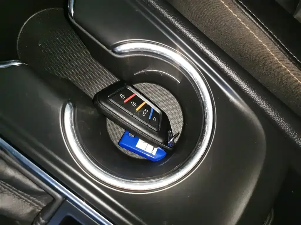Chevrolet Equinox 2022 из CN, фото 7