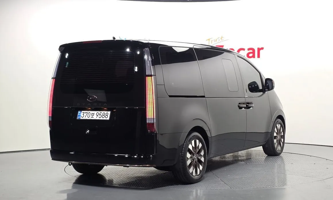 Hyundai Staria 2024 из KR, фото 3