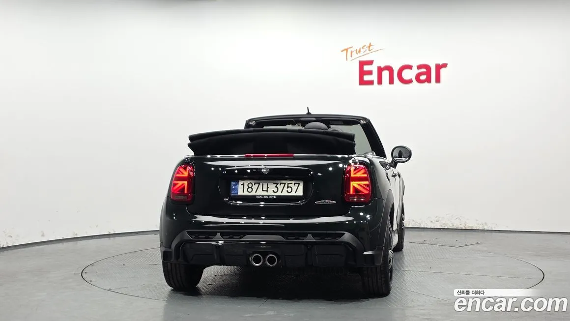 Mini Cooper Convertible 2024 из KR, фото 3