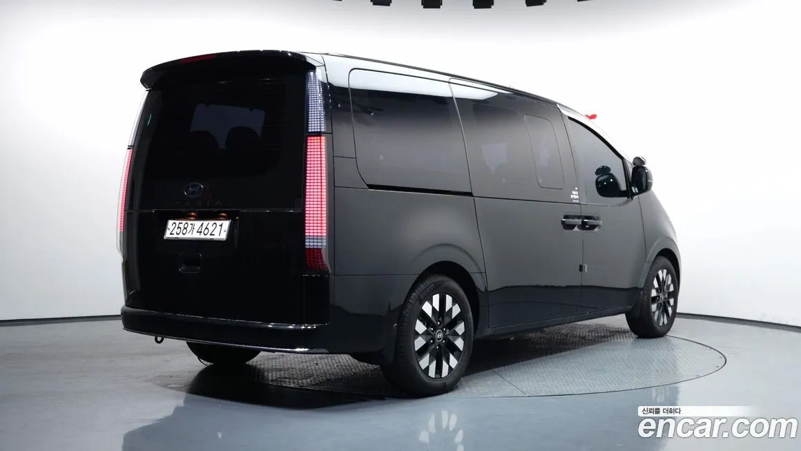 Hyundai Staria 2025 из KR, фото 3
