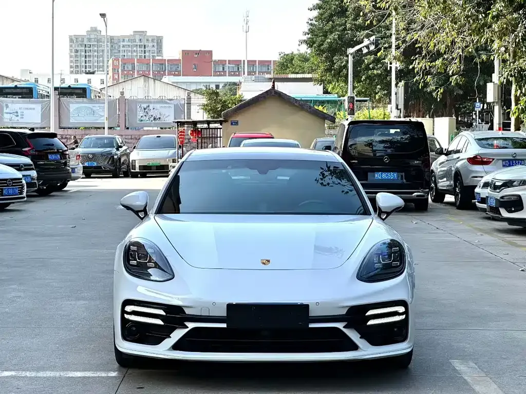 Porsche Panamera — фото 9