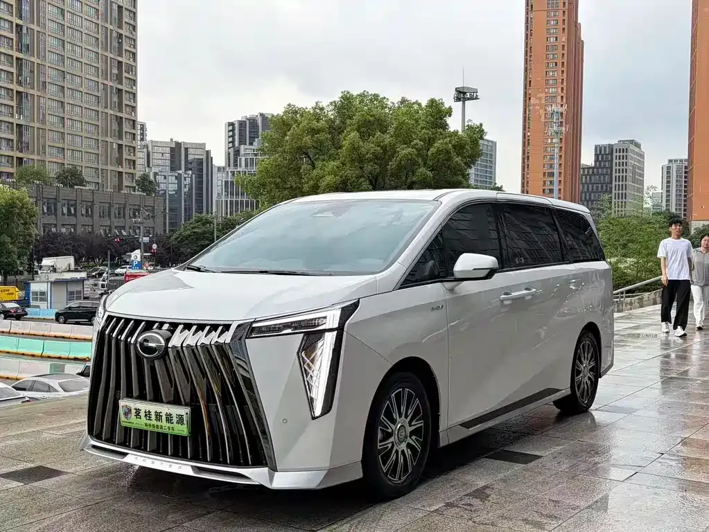 GAC Motor Trumpchi E9