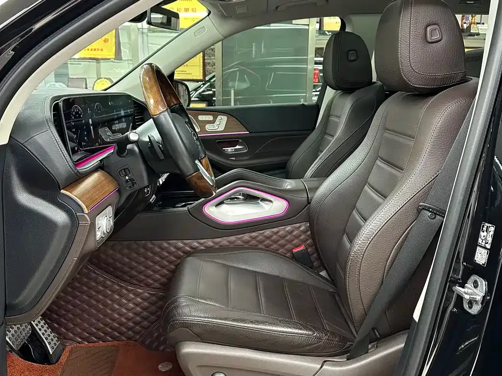 Mercedes-Benz GLS — фото 5