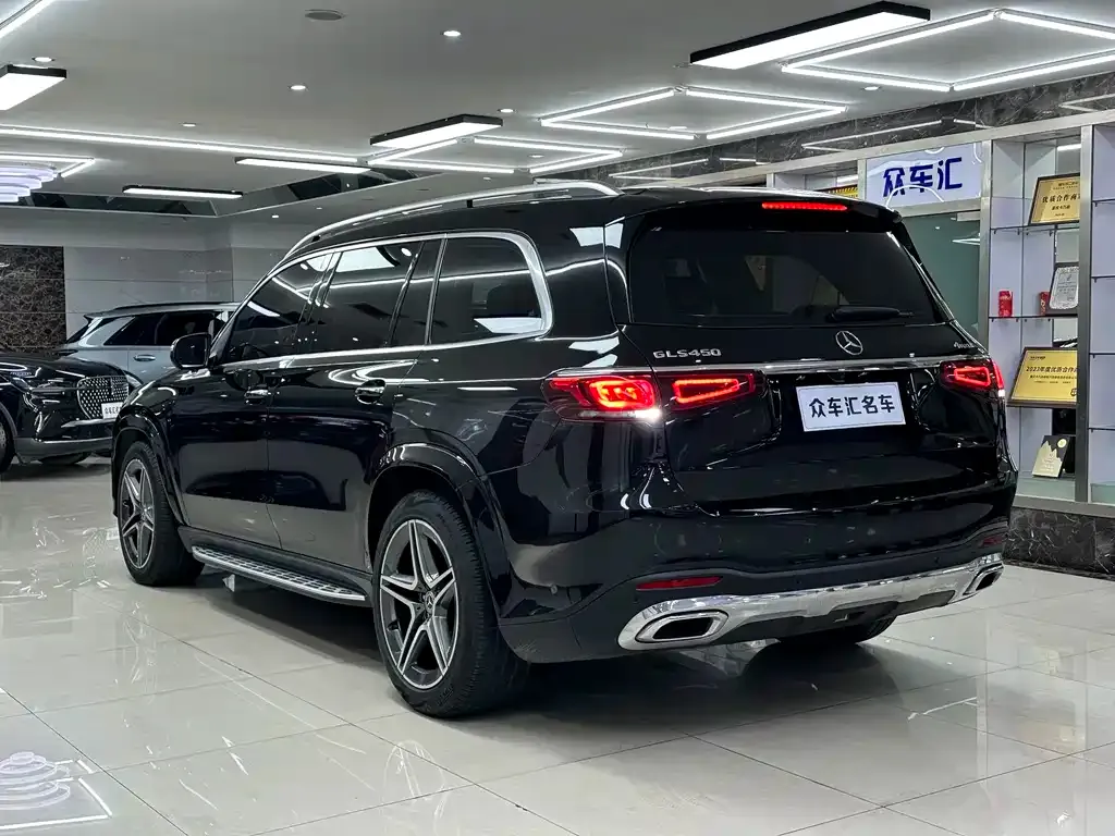 Mercedes-Benz GLS — фото 4