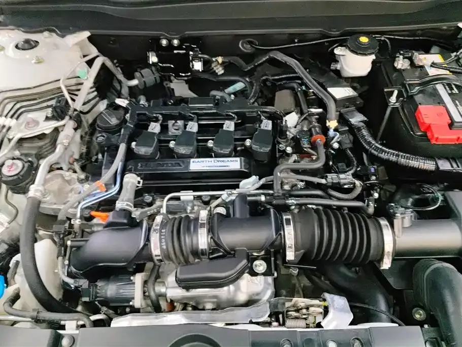 Honda Accord — фото 10