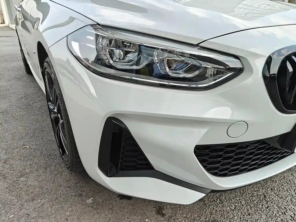 BMW 1 Series 2023 из CN, фото 6