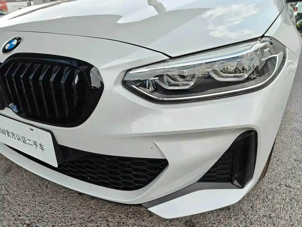 BMW 1 Series 2023 из CN, фото 4