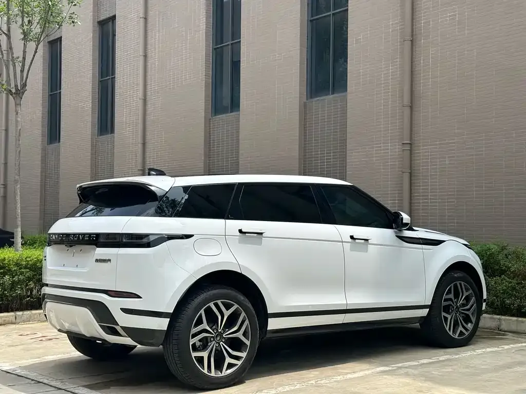 Land Rover Evoque PHEV 2023 из CN, фото 8