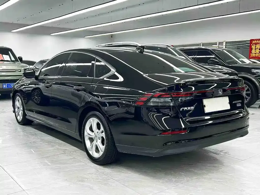 Honda Accord — фото 2