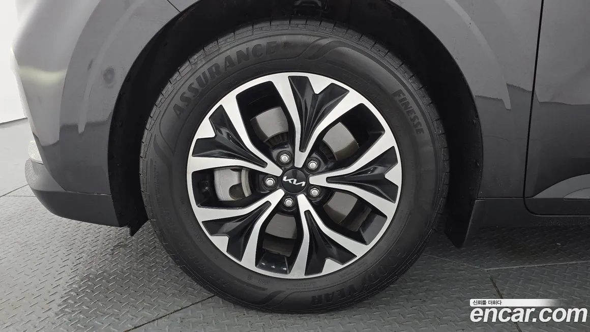 Kia Carnival 2023 из KR, фото 8