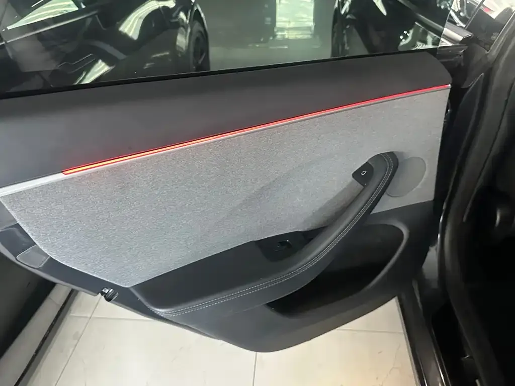 Tesla Model 3 2024 из CN, фото 8