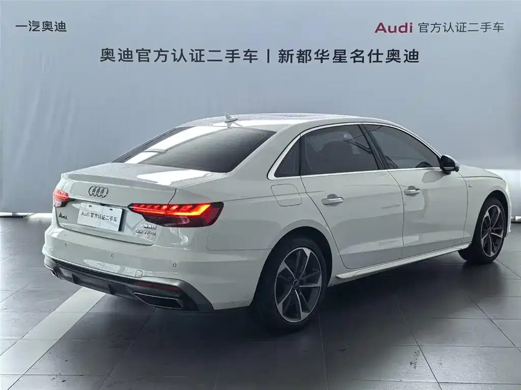 Audi A4L — фото 5