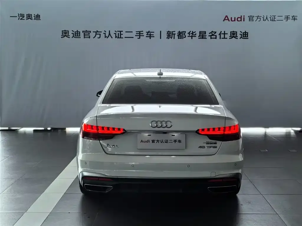 Audi A4L — фото 2