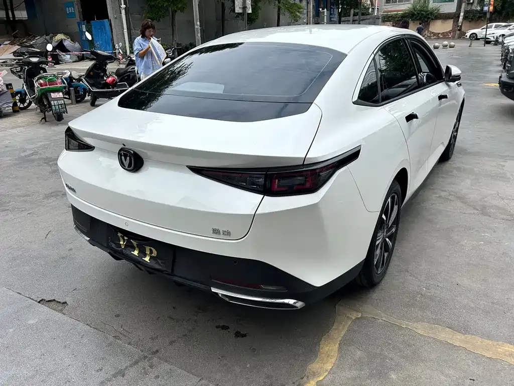 Changan Eado 2025 из CN, фото 10