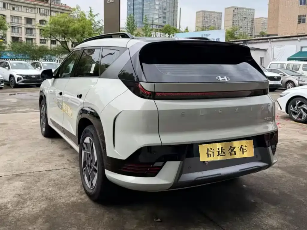 Hyundai EO 2025 из CN, фото 4