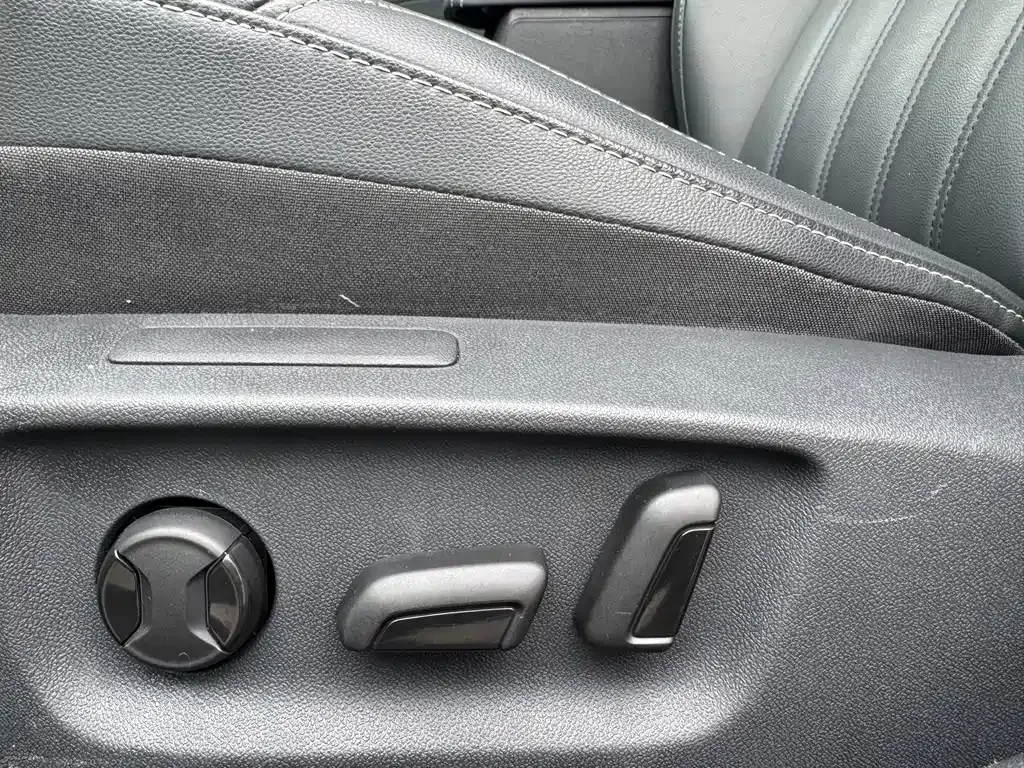 Volkswagen Passat — фото 10