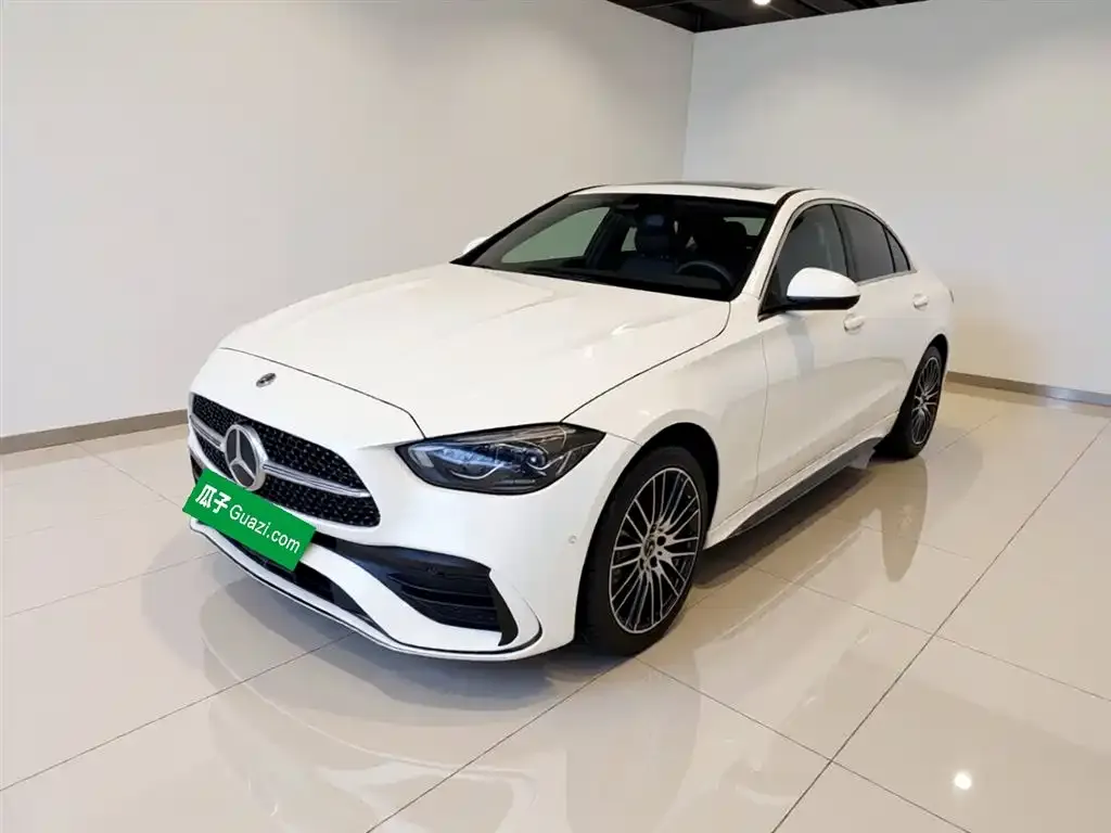 Mercedes-Benz C-Class — фото 1