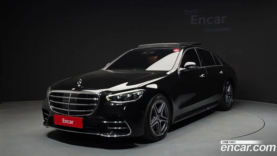 Mercedes-Benz S-Class — фото 1