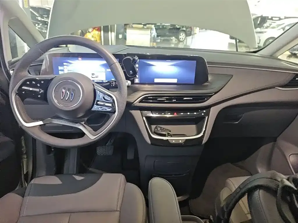 Buick GL8 Hybrid — фото 8