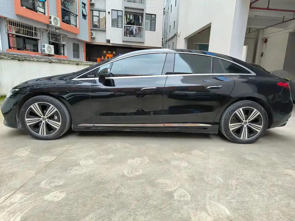 Mercedes-Benz EQE 2023 из CN, фото 9