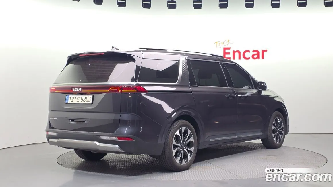 Kia Carnival 2023 из KR, фото 2