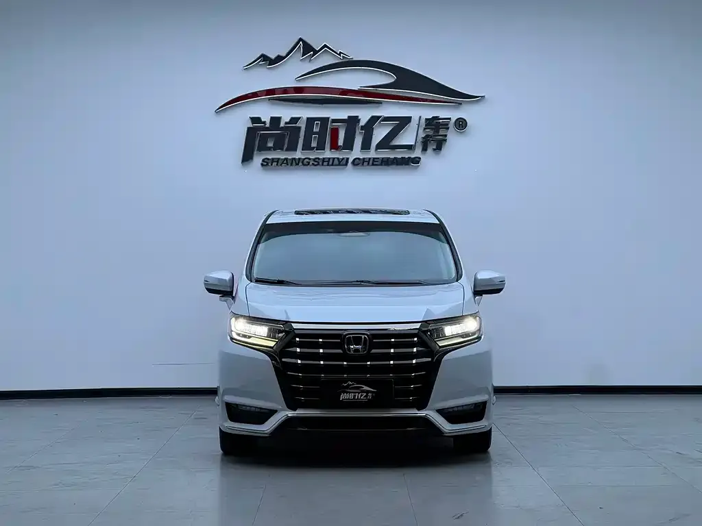 Honda Elysion 2024 из CN, фото 2