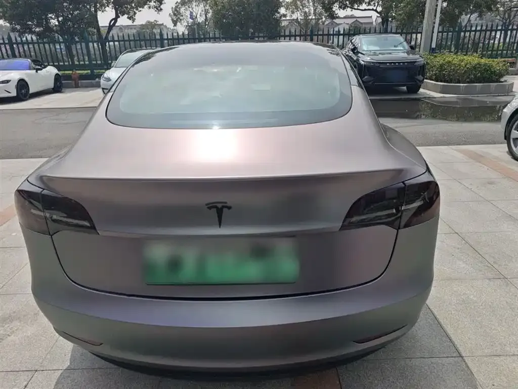 Tesla Model 3 — фото 5