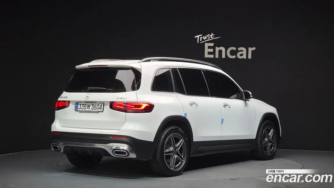 Mercedes-Benz GLB-Class — фото 2
