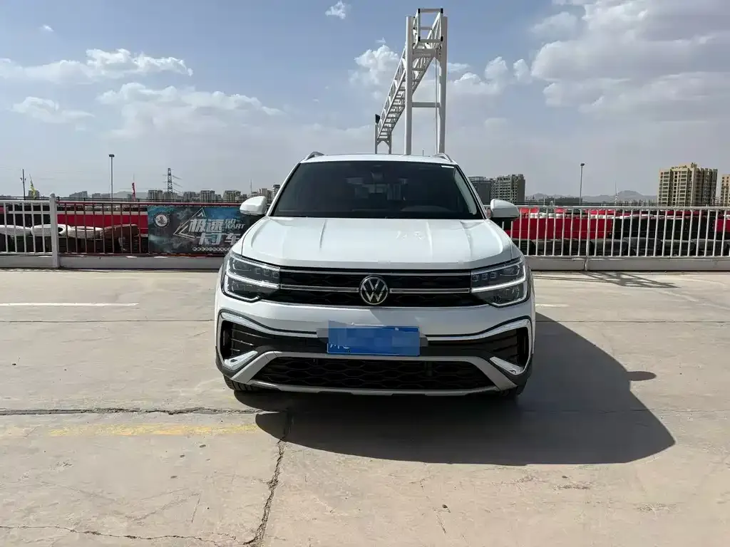 Volkswagen Tharu — фото 2