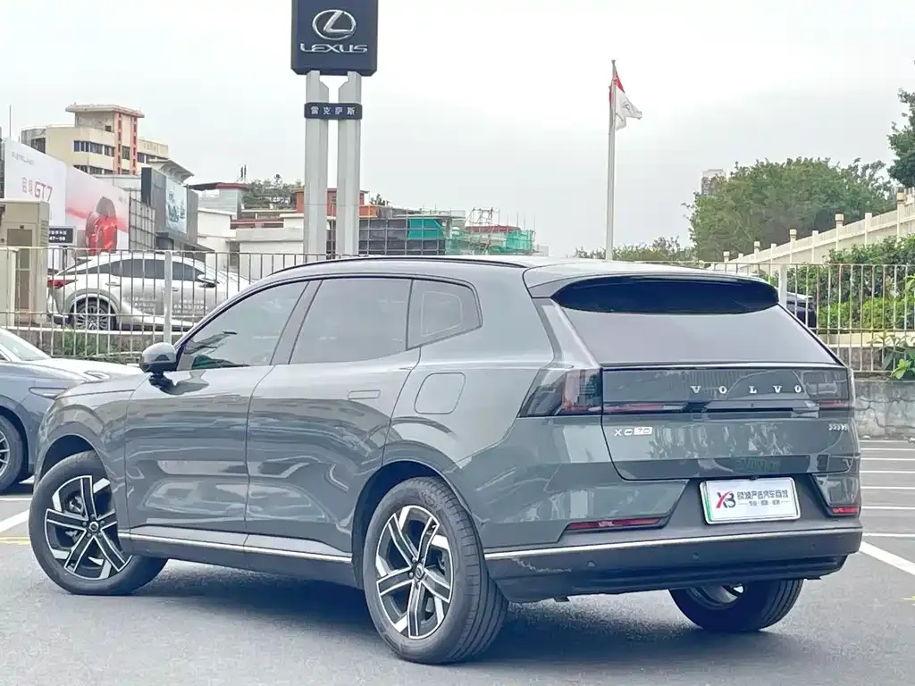 Volvo XC70 Plug-in Hybrid 2025 из CN, фото 7