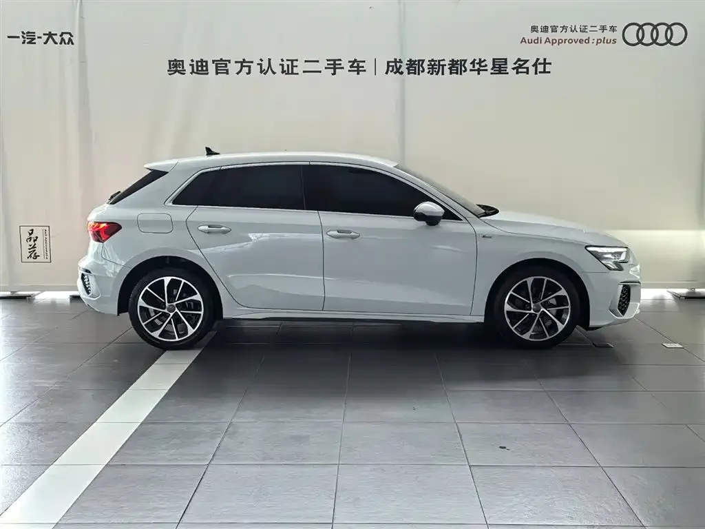 Audi A3 2022 из CN, фото 8