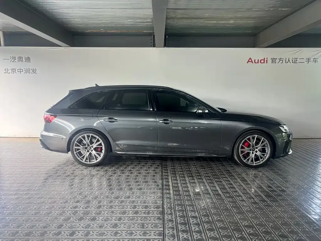 Audi S4 — фото 7