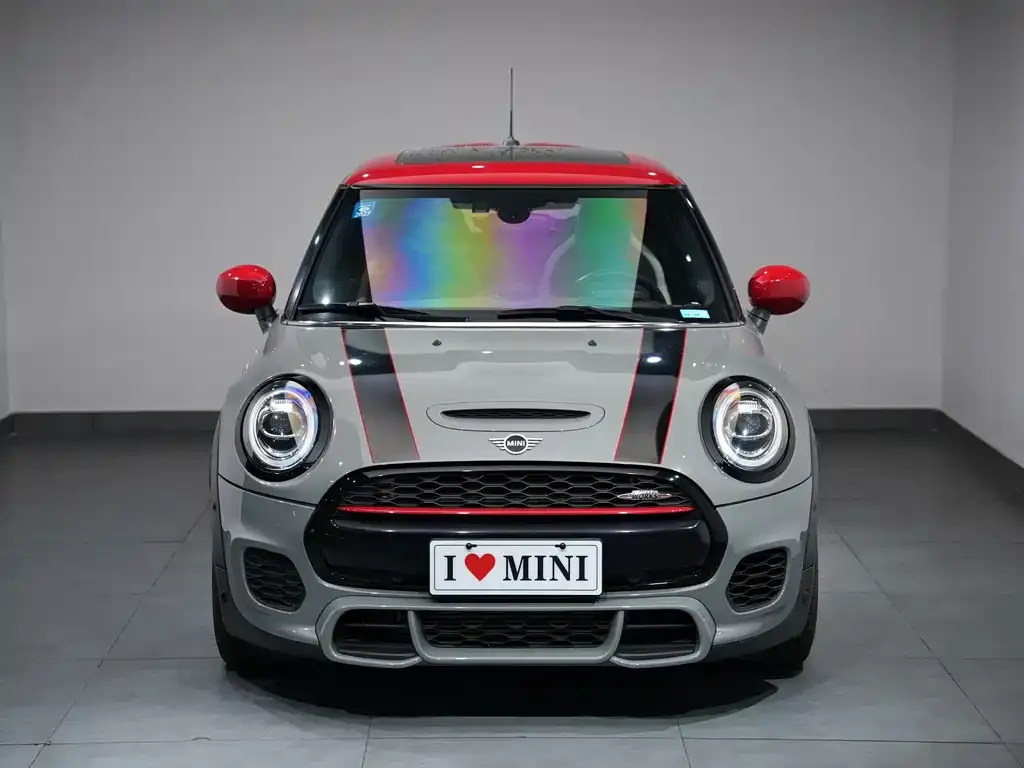 MINI JCW (John Cooper Works) — фото 10
