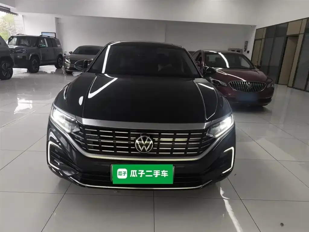Volkswagen Passat New Energy — фото 6