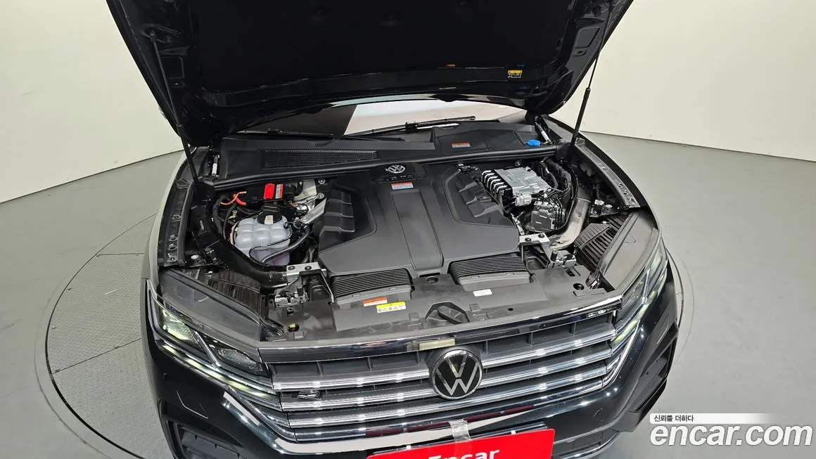Volkswagen Touareg 2023 из KR, фото 9