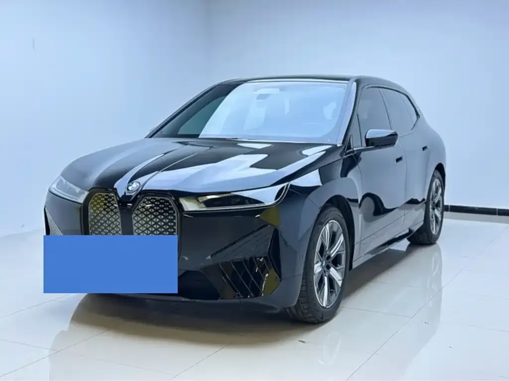 BMW iX