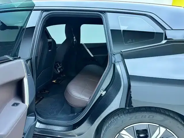 BMW iX 2023 из CN, фото 7