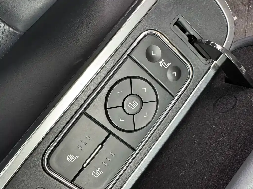 GAC Motor Trumpchi M8 — фото 8