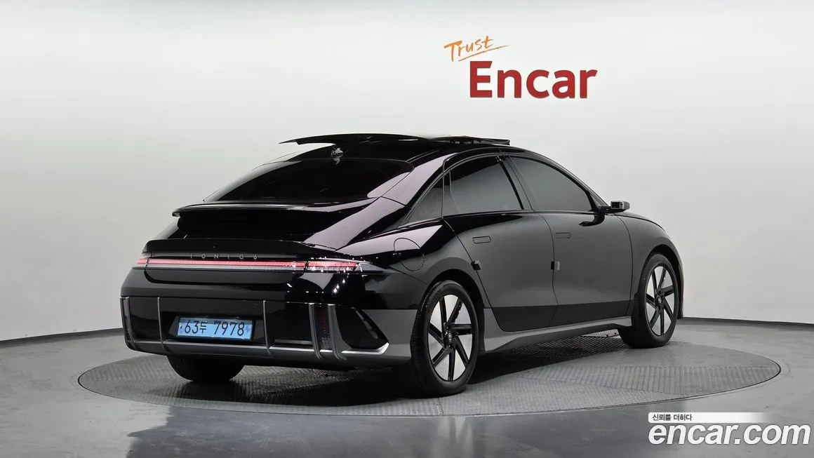 Hyundai Ioniq6 2023 из KR, фото 2