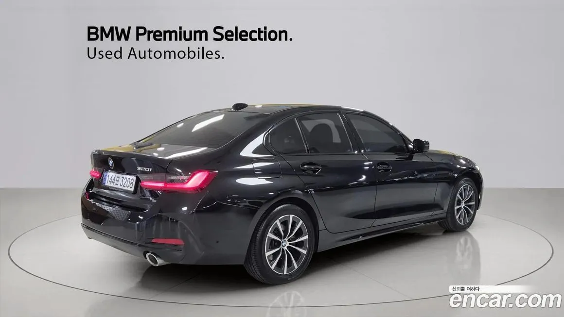 BMW 3-Series 2023 из KR, фото 4