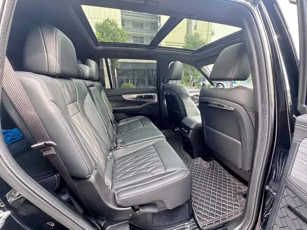 GAC Motor Trumpchi GS8 — фото 6