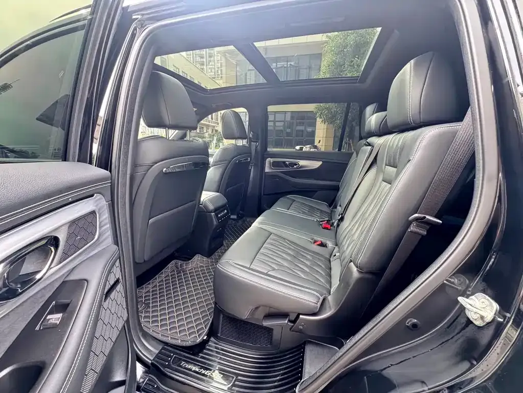 GAC Motor Trumpchi GS8 — фото 3