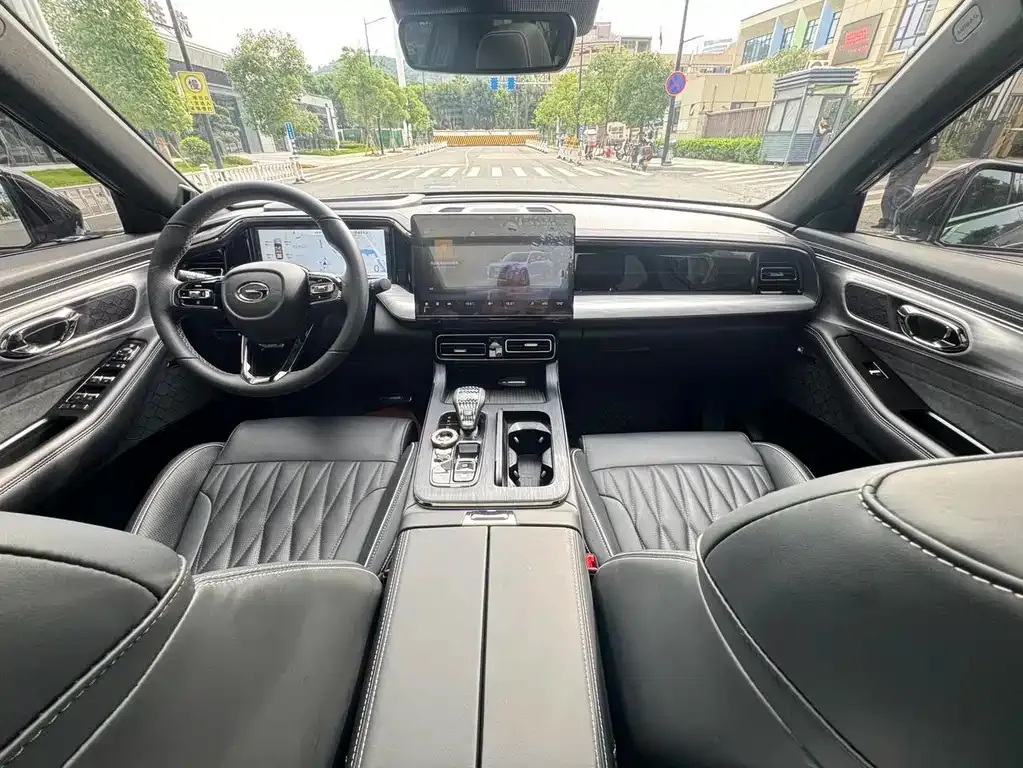 GAC Motor Trumpchi GS8 — фото 5