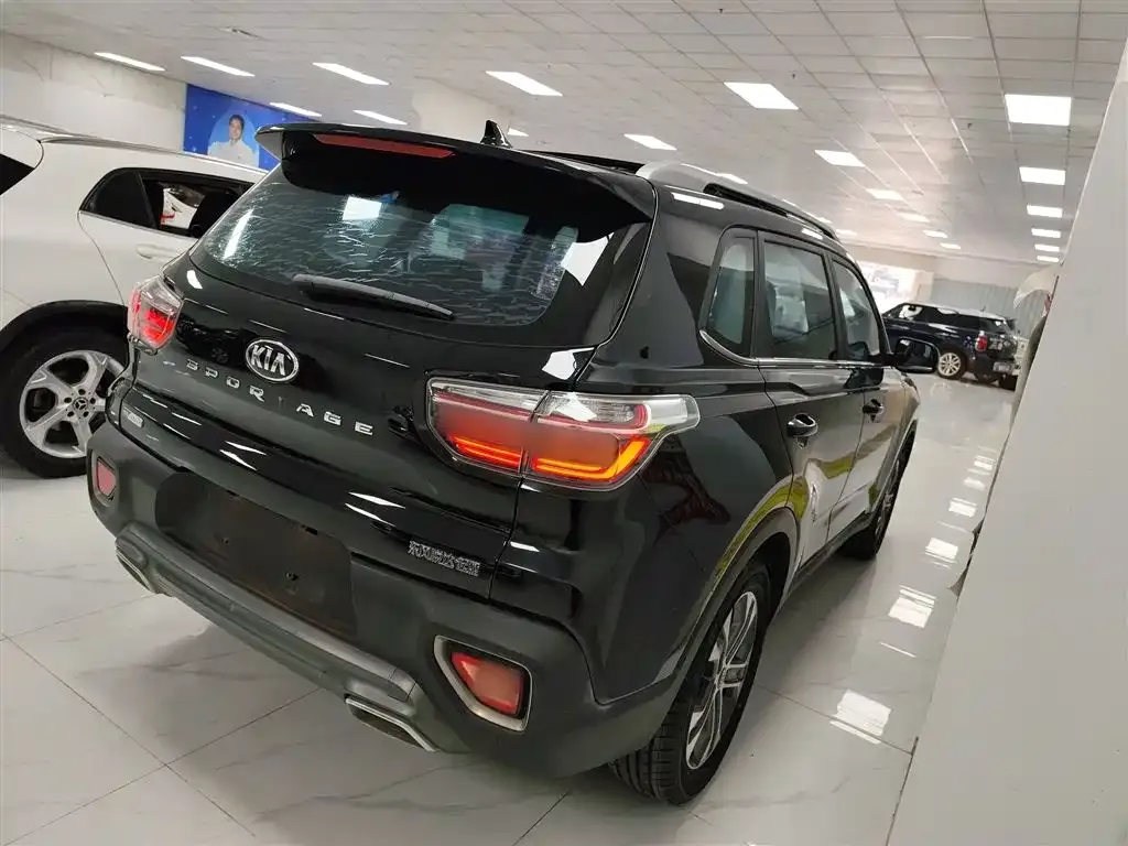 Kia Sportage — фото 5