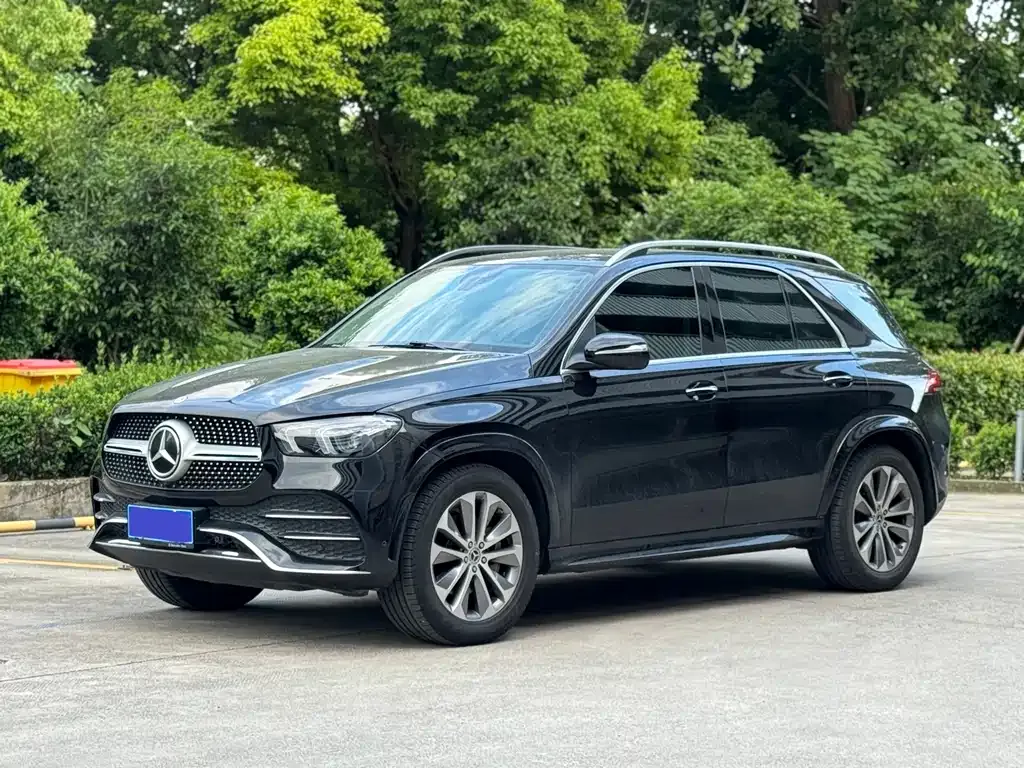 Mercedes-Benz GLE — фото 1